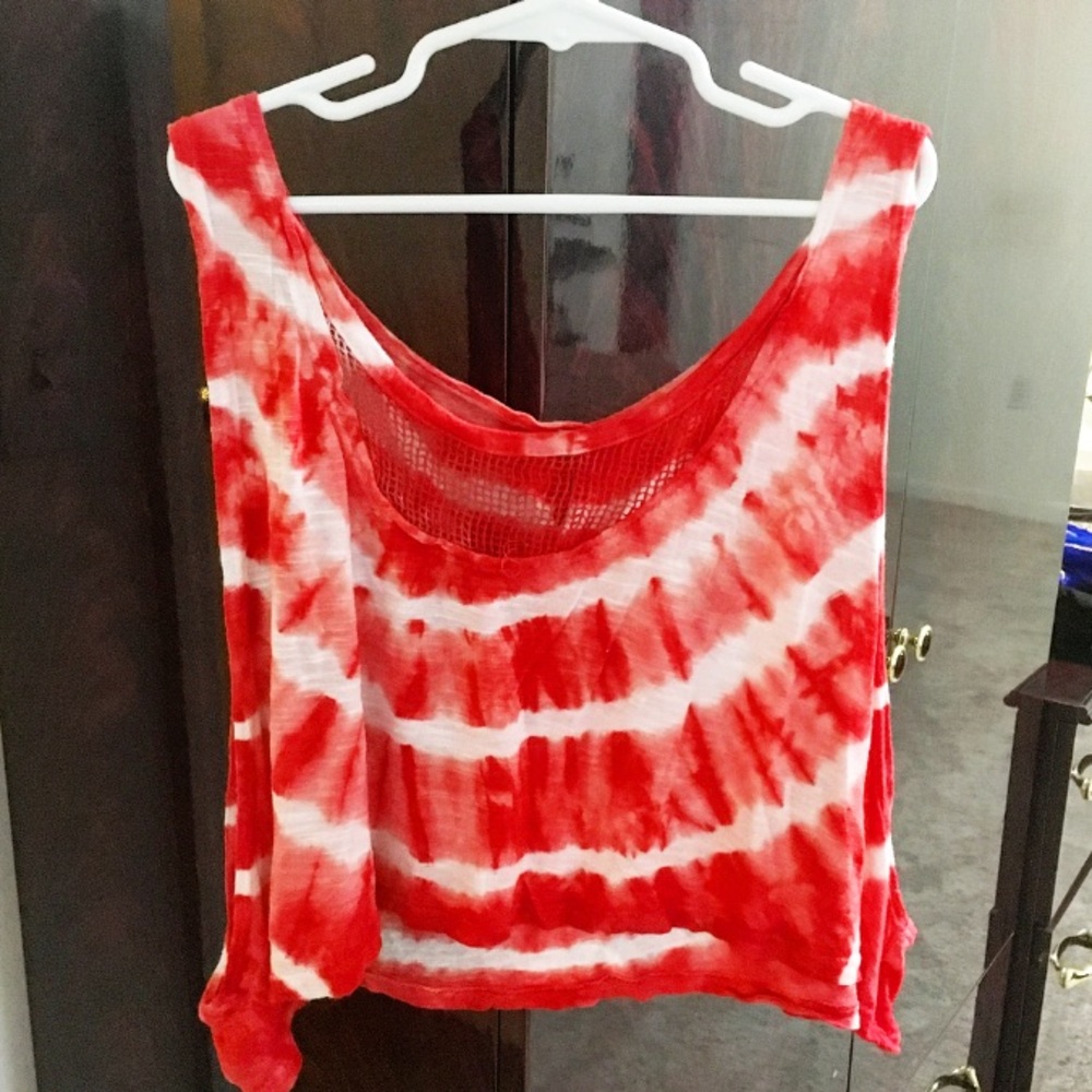 Orange-white tie-dye crop muscle tee